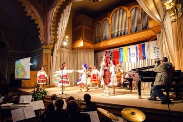uzhgorod-2012-1979682D8D9-FDFB-66B4-2741-C0B28B6F4773.jpg